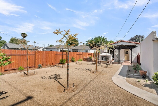 Building Photo - 4654 Merrill Ave