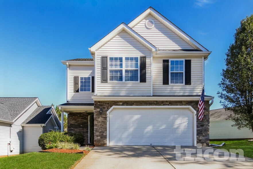 Building Photo - 4019 Black Locust Terrace