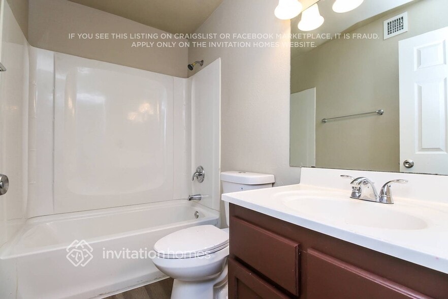 Building Photo - 6627 S 44th St