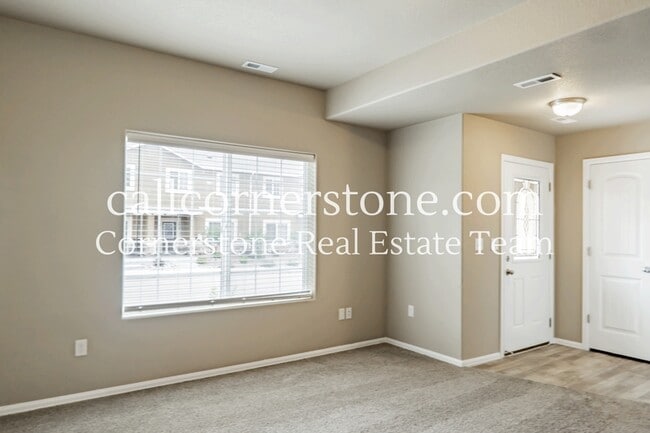 Building Photo - 7662 Jack Pne Grv