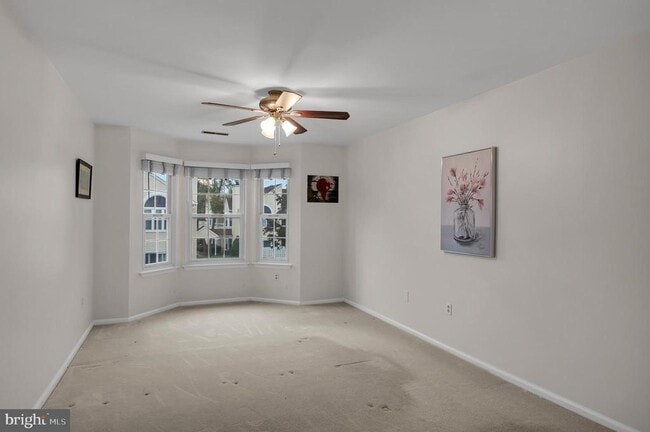 Building Photo - 5 Mill Run W