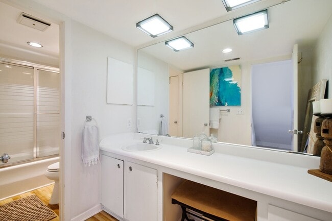 Building Photo - 3161 Brincrest Cir