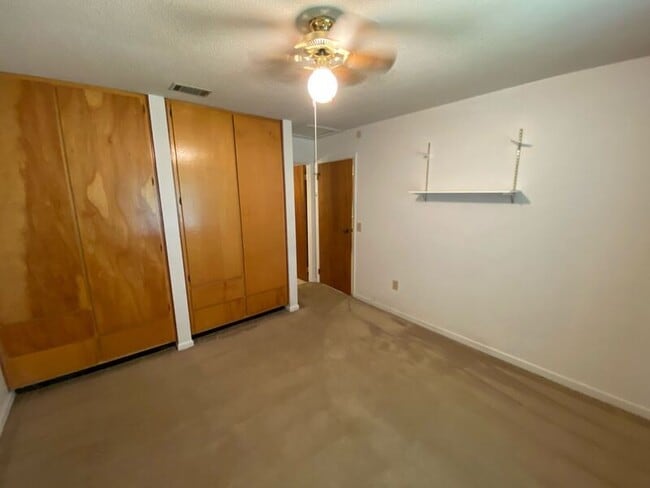 Building Photo - 150 Ligon St