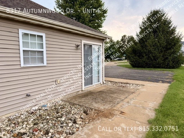 Building Photo - 8317 Autumnwood Dr