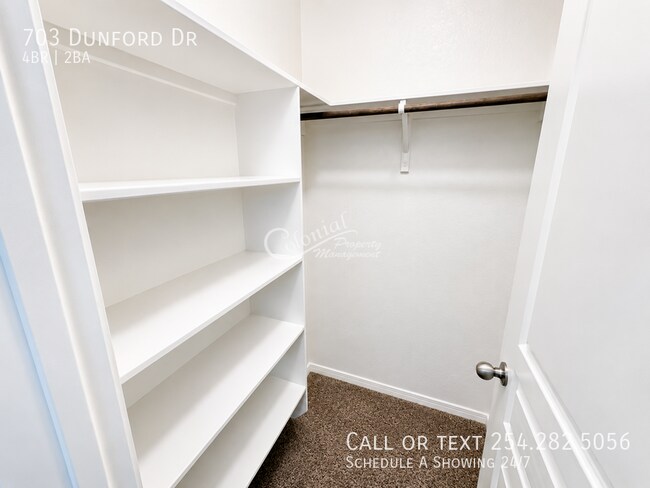 Building Photo - 703 Dunford Dr