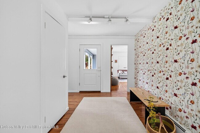 Building Photo - 64 Meher Cir