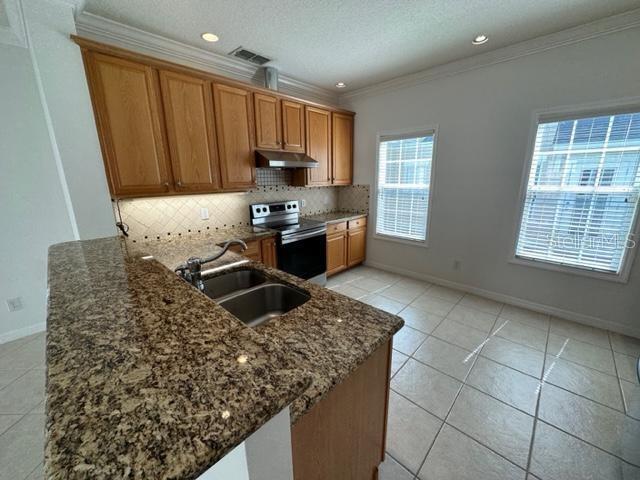 Building Photo - 1005 Wiregrass St