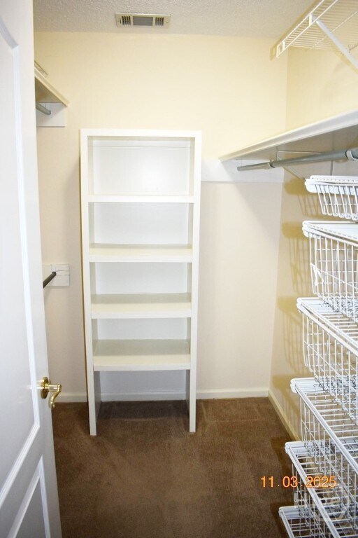 Building Photo - 10 Piper's Pond Ln