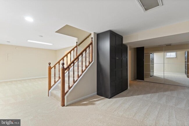 Building Photo - 208 Bristol Downs Dr