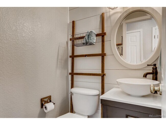 Building Photo - 15466 E 101st Pl