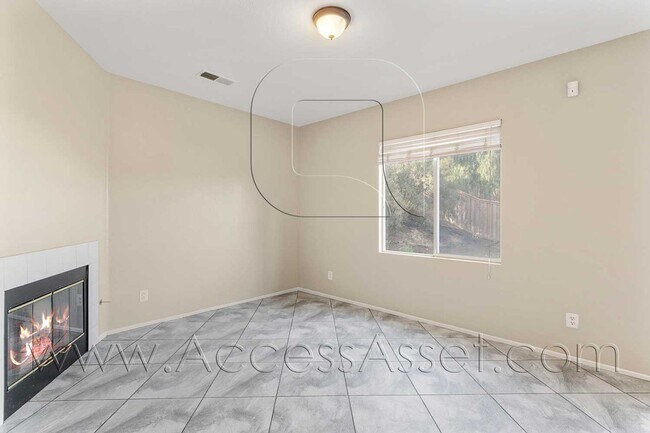 Building Photo - Spacious 3 Bed + Loft-Style Living in Lake Elsinore w/ Private Yard