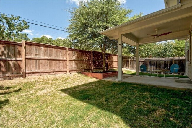 Building Photo - 7408 Buchholz St