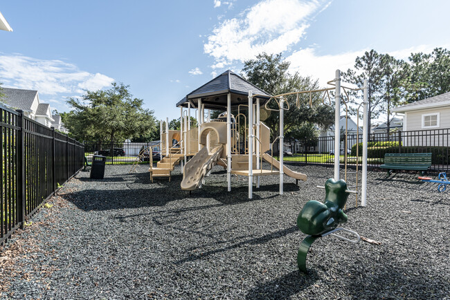 Building Photo - 417 Southern Pecan Cir