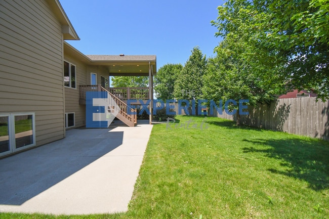Building Photo - 3908 W 89th St