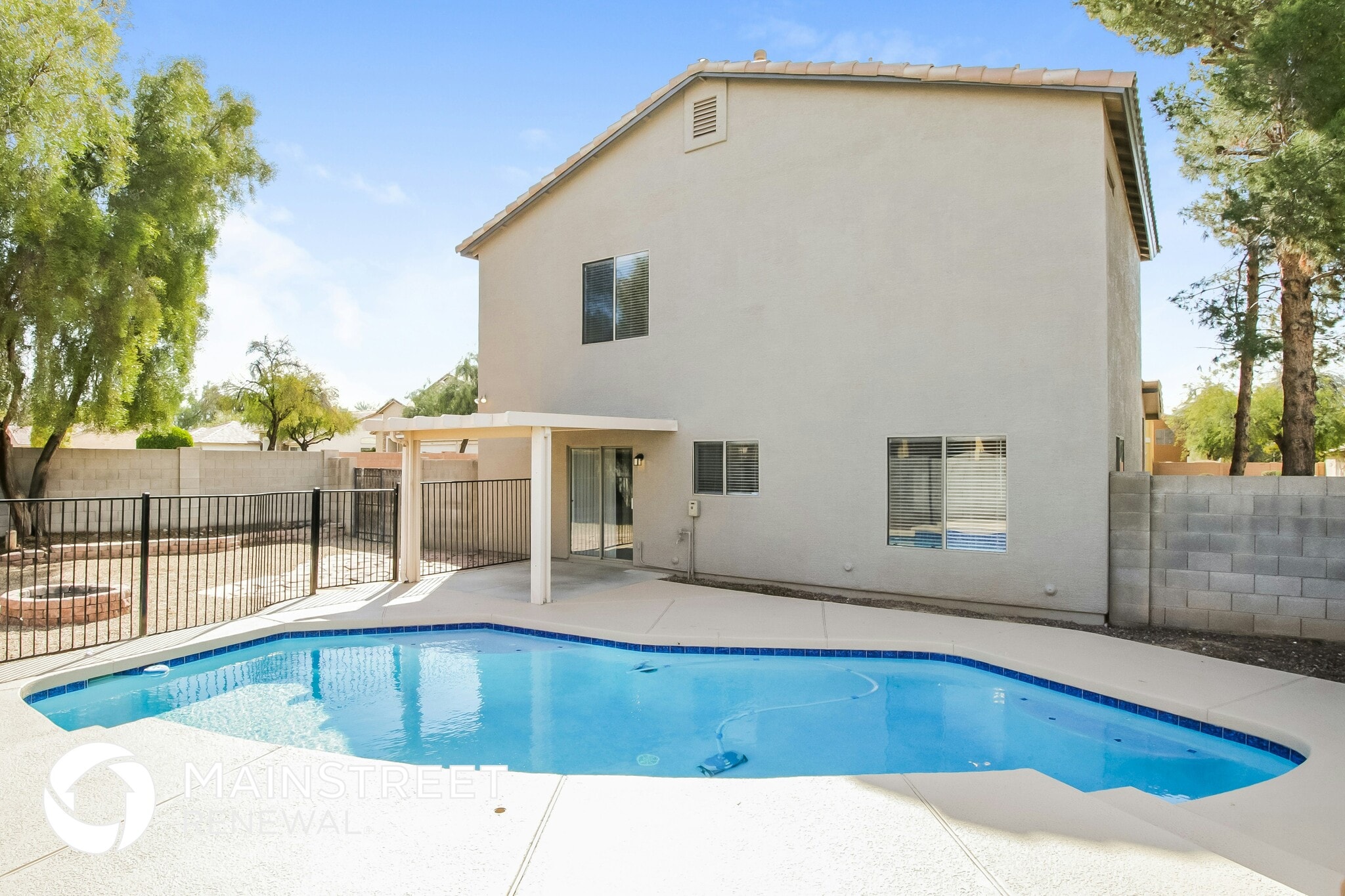 Building Photo - 16002 W Madison St