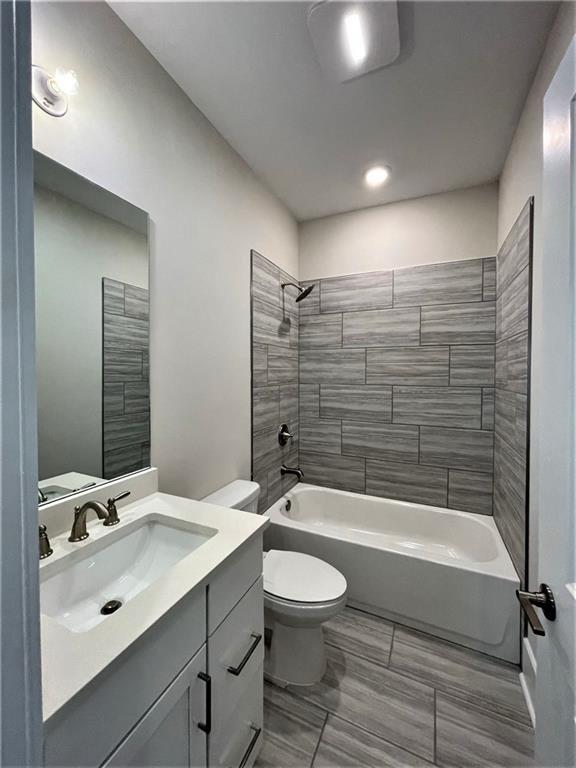 Building Photo - 892 Mayfield Rd