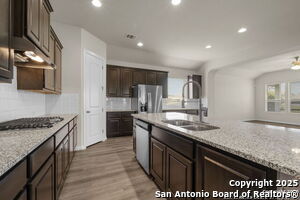 Building Photo - 6595 Mason Vly