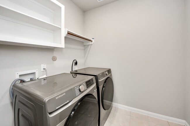 Building Photo - 1930 Waters Branch Dr