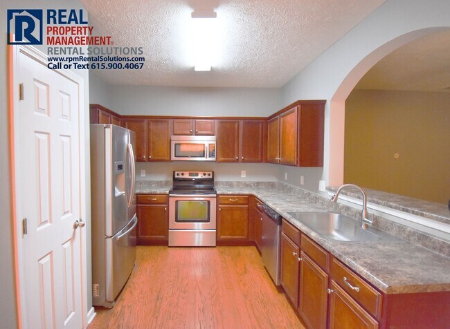 Building Photo - 1308 Crown Point Place