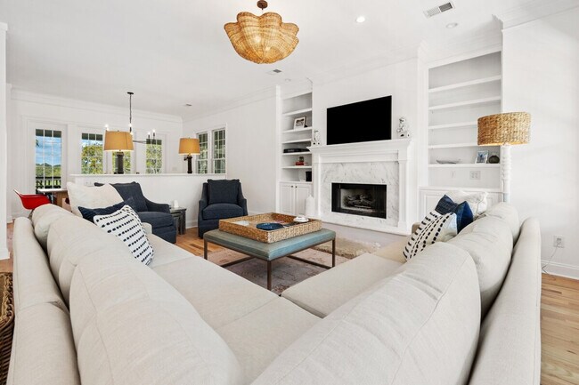 Building Photo - 3167 Luvan Blvd