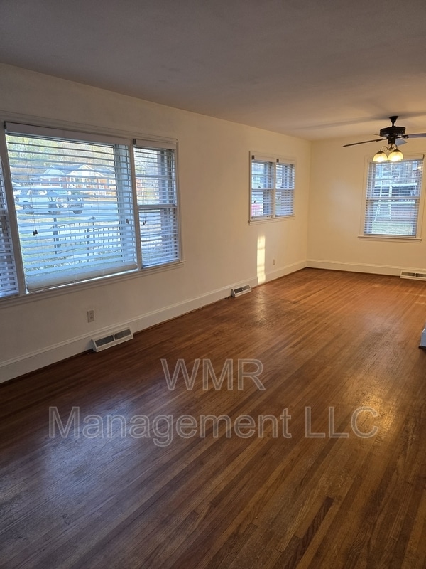 Building Photo - 4120 Leeds Dr