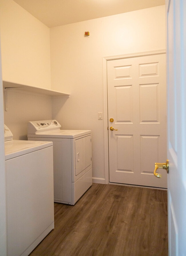 Building Photo - 6630 S Via Molino De Viento