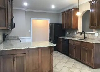 Building Photo - 312 Loneoak Trl