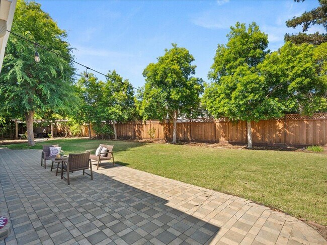Building Photo - 1128 Allston Ct