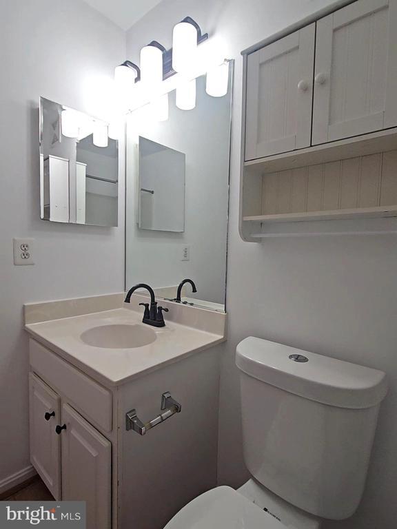 Building Photo - 19437 Rayfield Dr