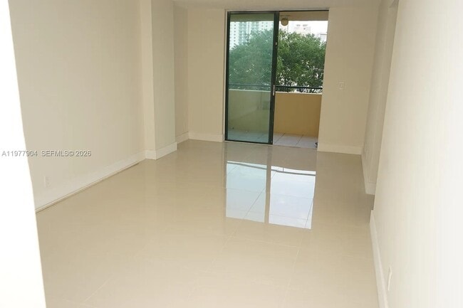 Building Photo - 546 SW 1st St