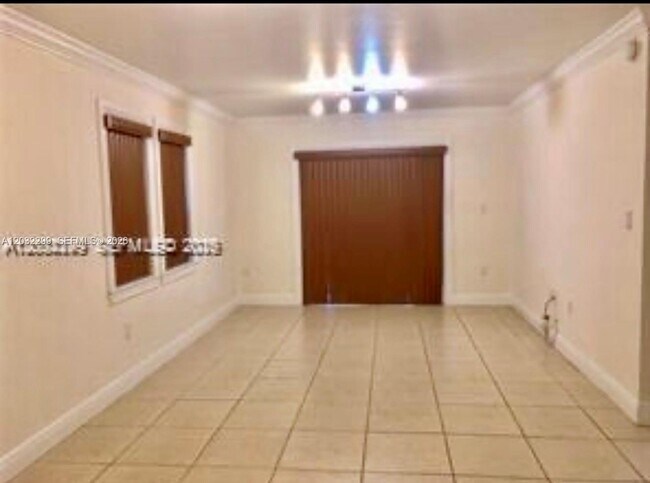 Building Photo - 8802 NW 109th Ct