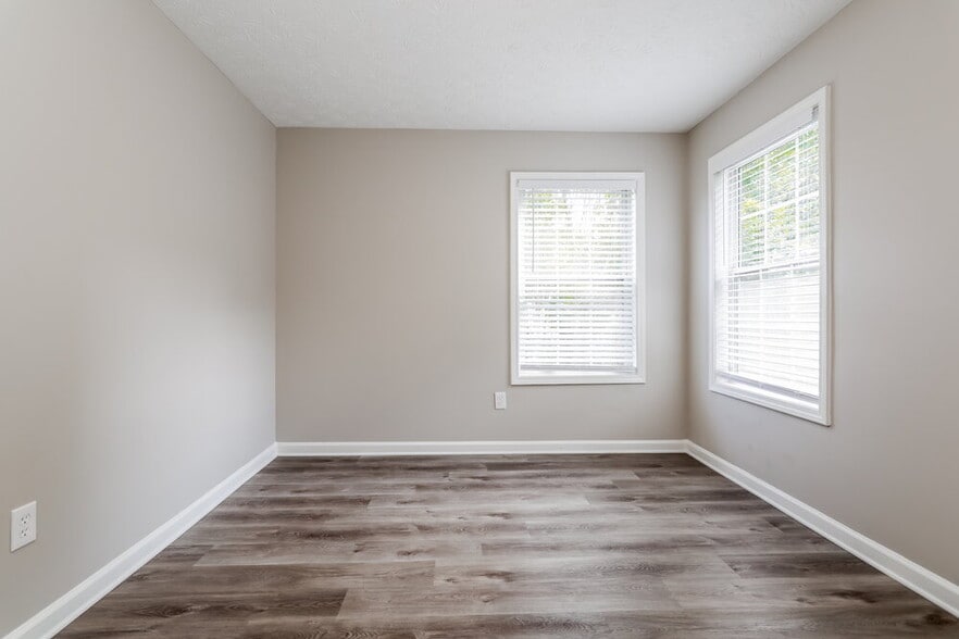 Building Photo - 1307 Highfield Dr NE