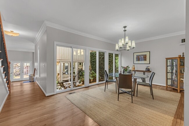 Building Photo - 678 Timber Ln