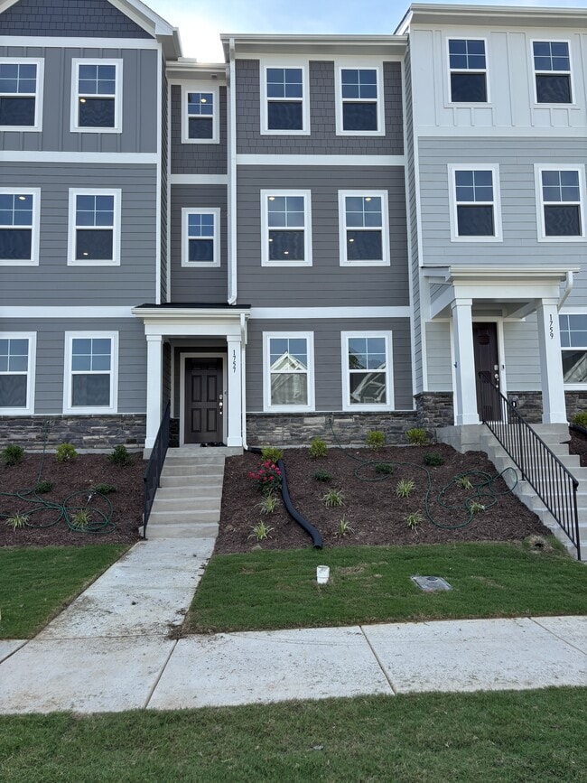 Building Photo - 1757 Barrett Run Trl