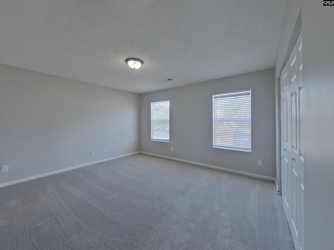Building Photo - 102 Stafford Rd