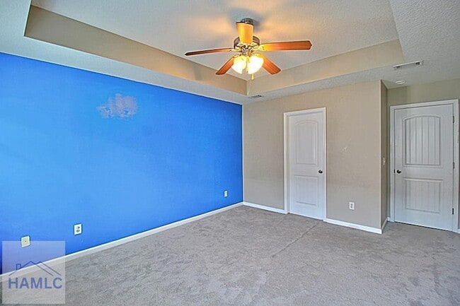 Building Photo - 401-4E2 Barry McCaffrey Blvd