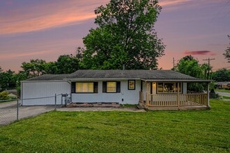 Building Photo - Cute and Cozy 3 Bed 1 Bath Home