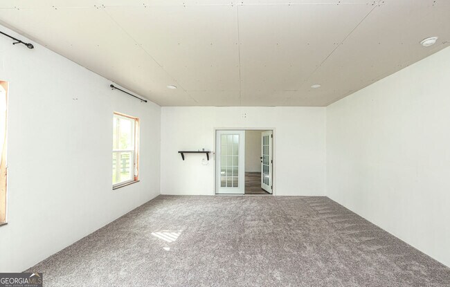Building Photo - 5575 Coltman Dr