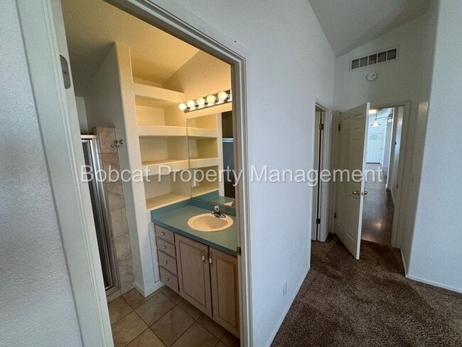 Building Photo - 1129 Gambrel Dr