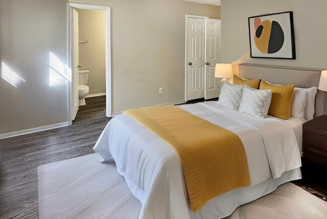 Building Photo - 6481 Summer Creek E