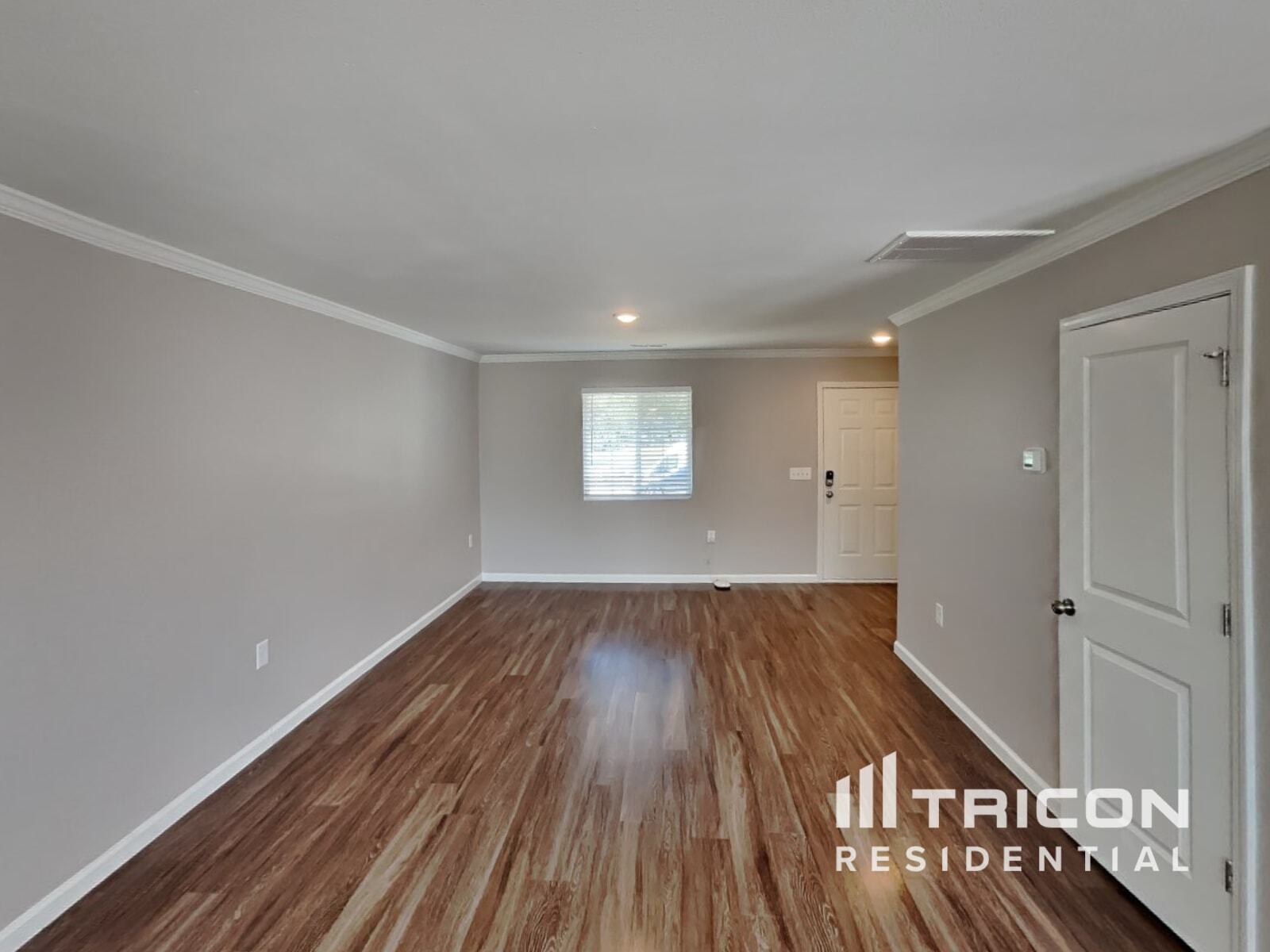 Building Photo - 3079 Stauton Dr