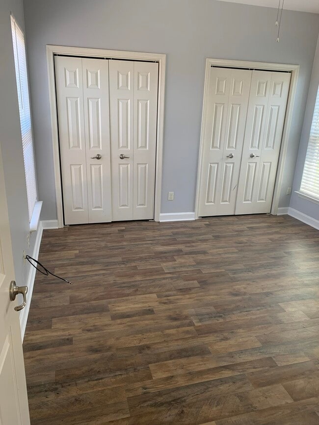 Building Photo - 158 Keel Ave