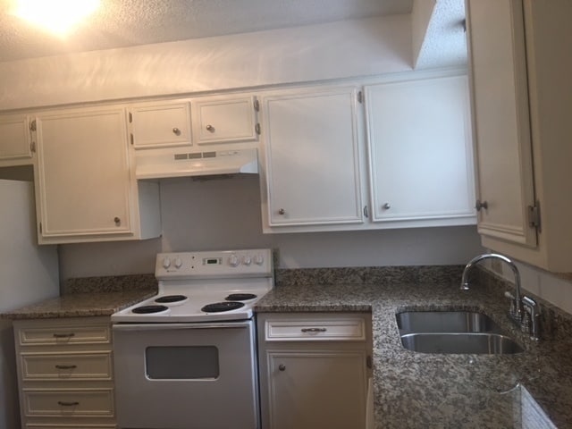 Building Photo - Beautiful 2 Bedroom Duplex in Arlington