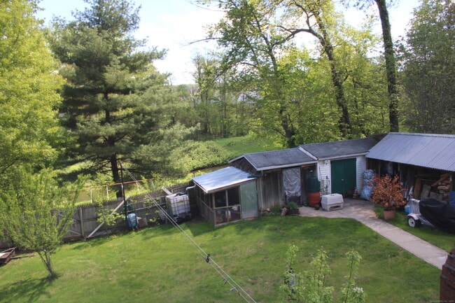 Building Photo - 153 Brookside Rd