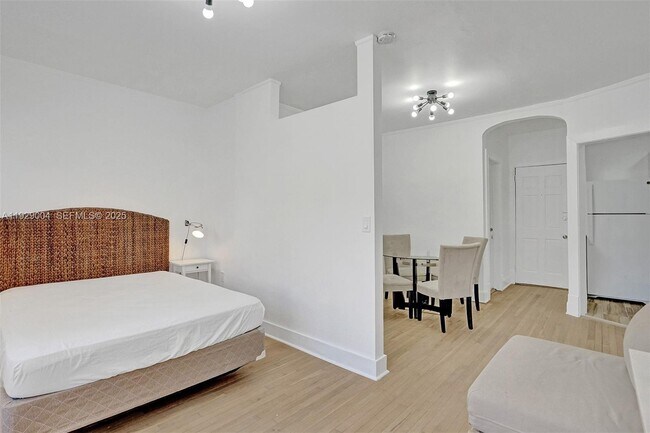 Building Photo - 1656 Polk St