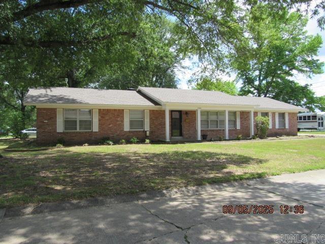 Primary Photo - 1306 Bellemeade Dr