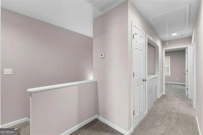 Building Photo - 20 Breanna Way
