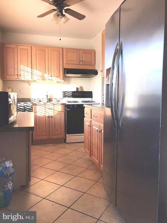 Building Photo - 6554 Pampano Dr