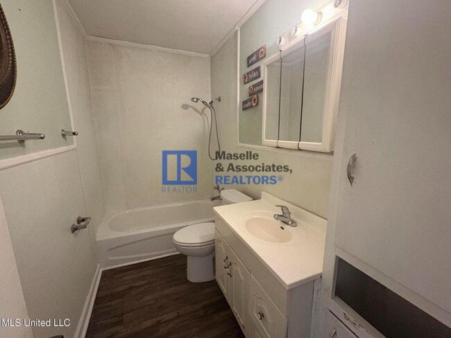 Building Photo - 3 bed/2 bath Home in 39212 Jackson!