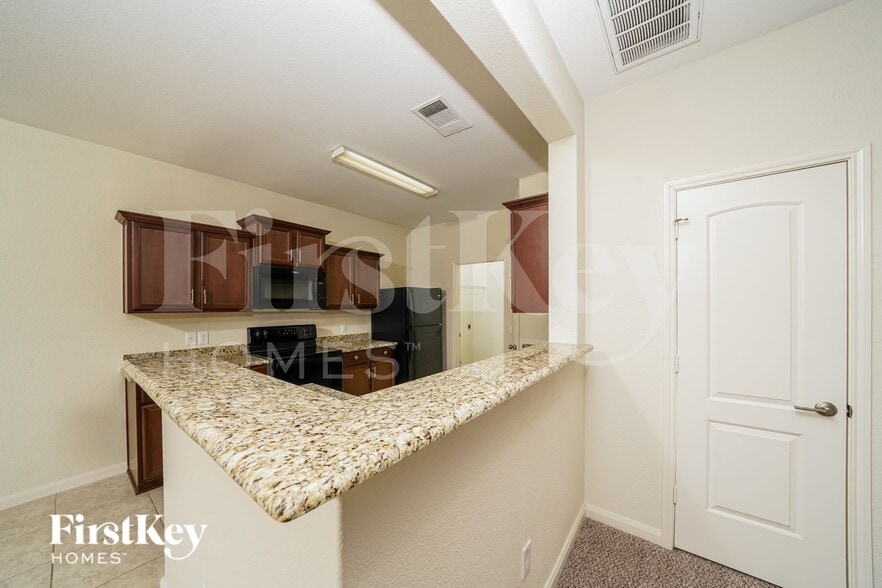 Building Photo - 2207 Old Harbor Way